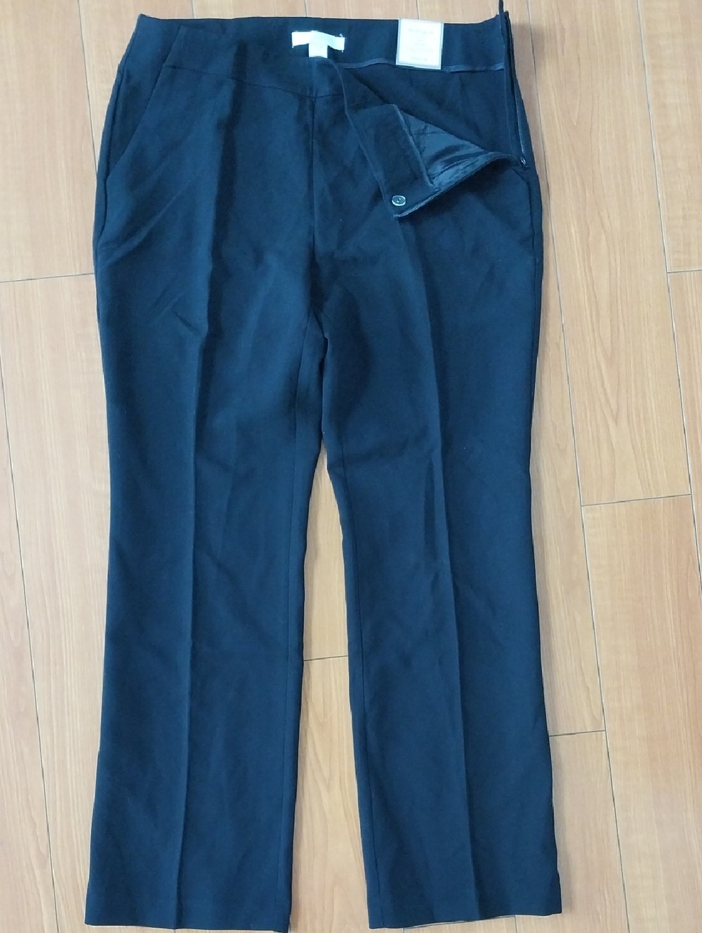 BRAND NEW Chico's Black Straight Leg Dress Pants Sz Size 1.5 Short